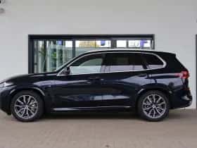 BMW X5 (2024) thumbnail 5