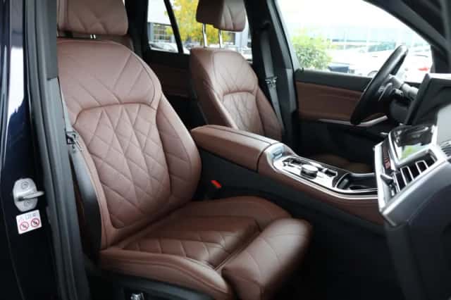 BMW X5 (2024) thumbnail 7