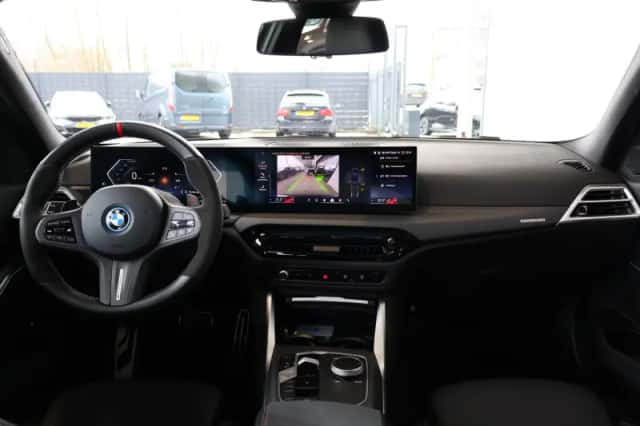 BMW 3-Serie (2025) thumbnail 12