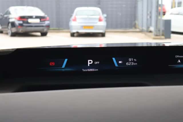 BMW iX3 (2026) thumbnail 15