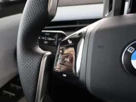 BMW iX3 (2026) thumbnail 18