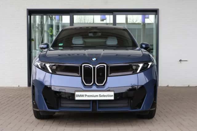 BMW iX3 (2026) thumbnail 3
