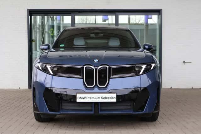 BMW iX3 (2026) thumbnail 3