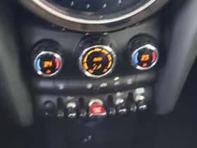 MINI Cooper (2024) thumbnail 18
