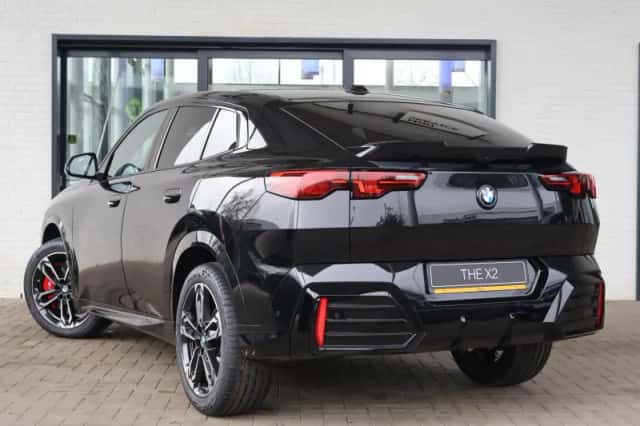 BMW X2 (2025) thumbnail 2
