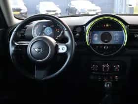 MINI Clubman (2022) thumbnail 10