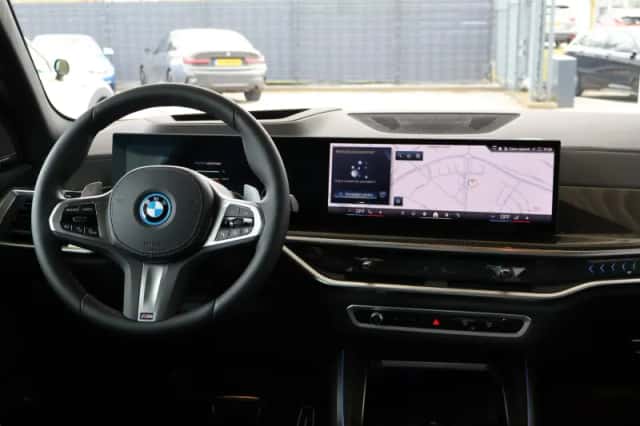 BMW X5 (2026) thumbnail 11