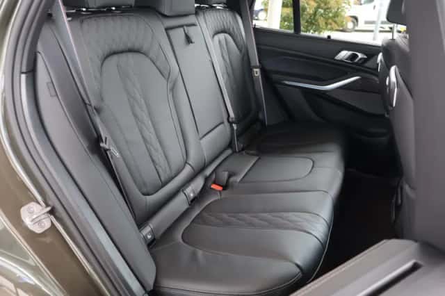 BMW X5 (2026) thumbnail 9