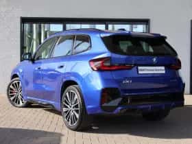 BMW iX1 (2025) thumbnail 4