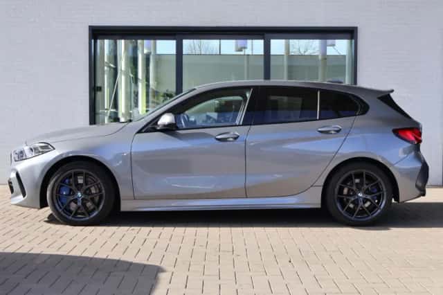 BMW 1-Serie (2022) thumbnail 3