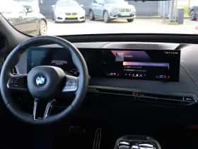 BMW iX (2026) thumbnail 12