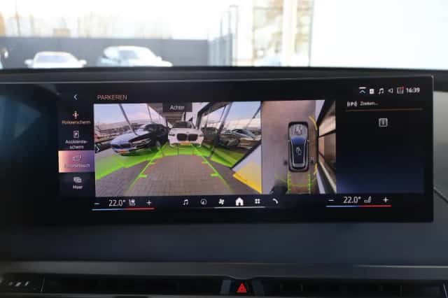 BMW iX (2026) thumbnail 20