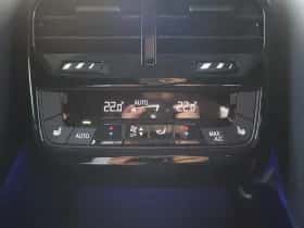 BMW iX (2026) thumbnail 10