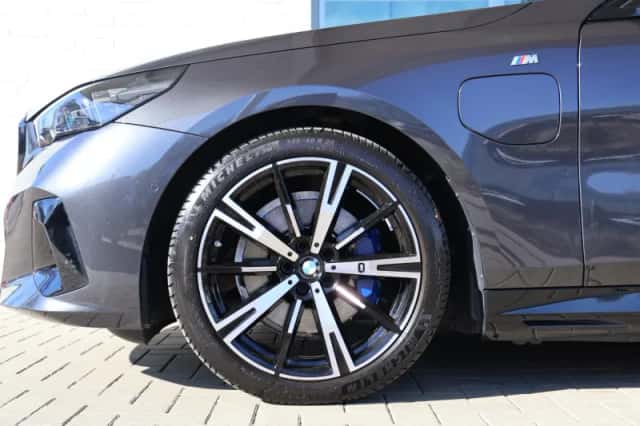 BMW 5-Serie (2025) thumbnail 6