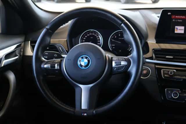 BMW X2 (2023) thumbnail 11