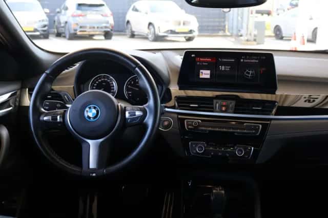 BMW X2 (2023) thumbnail 10