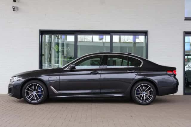 BMW 5-Serie (2022) thumbnail 5