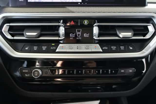 BMW X3 (2022) thumbnail 22