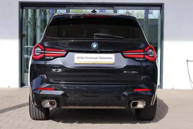 BMW X3 (2022) thumbnail 4