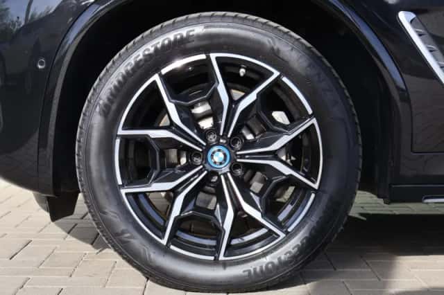 BMW X3 (2022) thumbnail 6