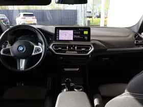 BMW X3 (2022) thumbnail 9