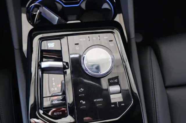 BMW i5 (2026) thumbnail 20