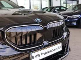 BMW i5 (2026) thumbnail 6