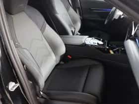 BMW i5 (2026) thumbnail 8