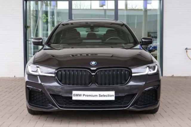 BMW 5-Serie (2023) thumbnail 3