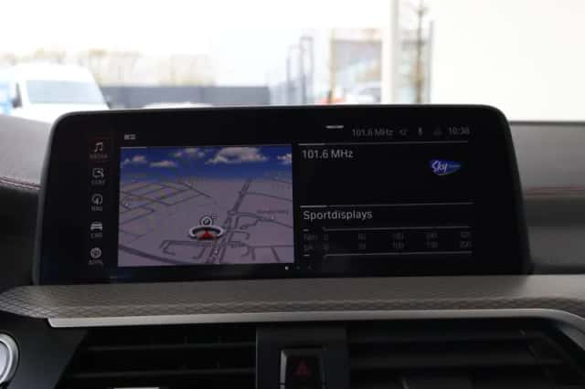 BMW X4 (2019) thumbnail 12