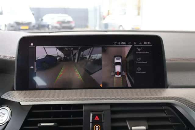 BMW X4 (2019) thumbnail 13