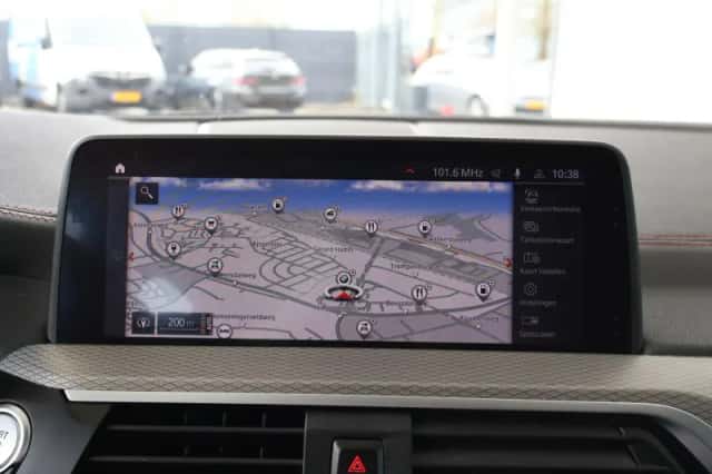 BMW X4 (2019) thumbnail 14