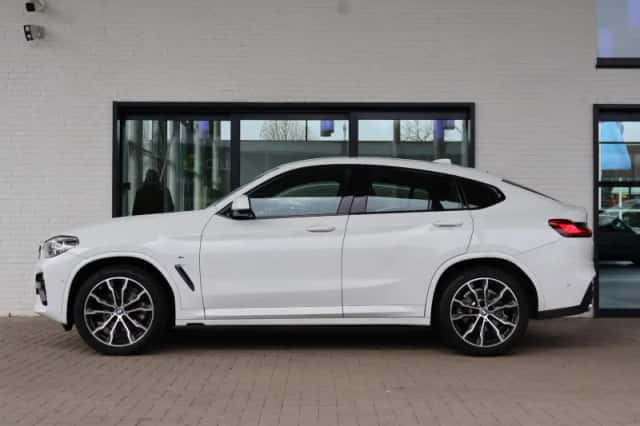 BMW X4 (2019) thumbnail 5
