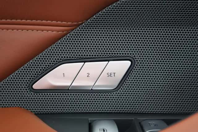 BMW M4 (2026) thumbnail 16
