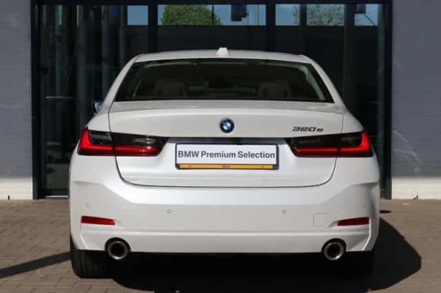 BMW 3-Serie (2024) thumbnail 4