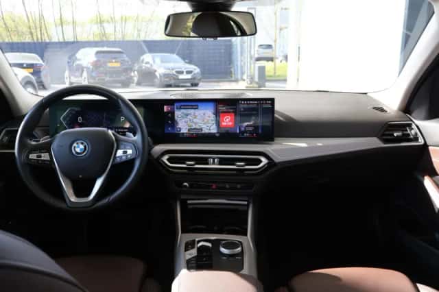 BMW 3-Serie (2024) thumbnail 9