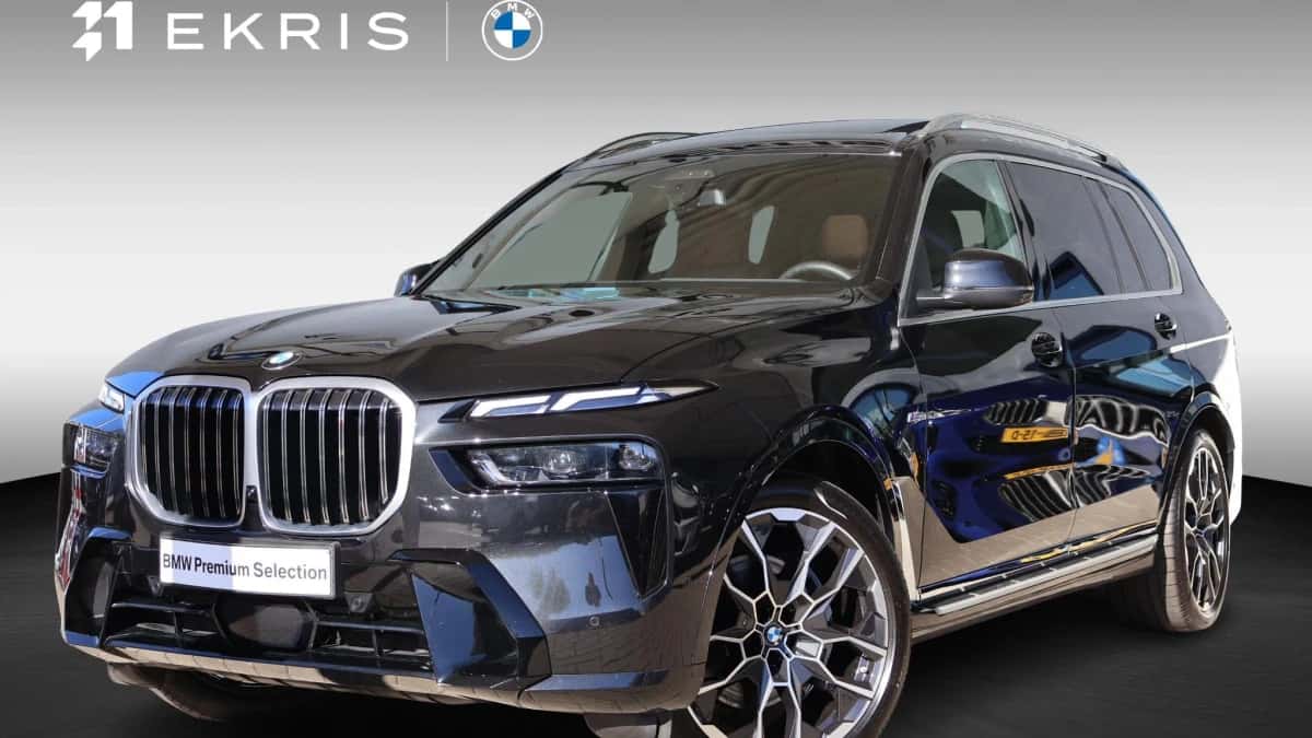 BMW X7 (2025) — foto 1