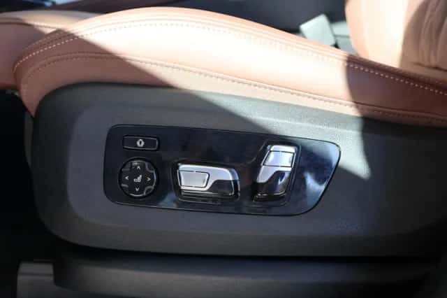 BMW X7 (2025) thumbnail 14
