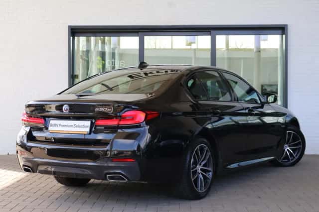 BMW 5-Serie (2022) thumbnail 2