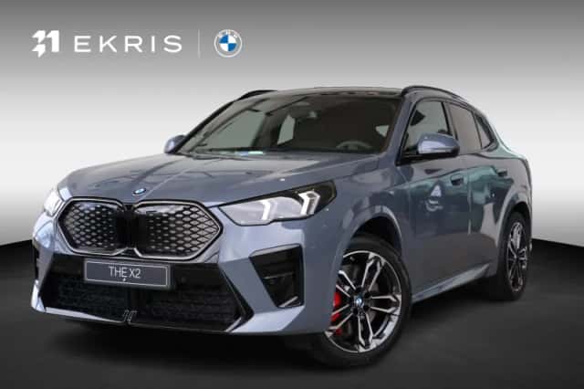 BMW iX2 (2026) thumbnail 1