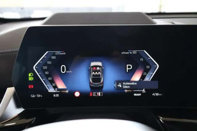 BMW iX2 (2026) thumbnail 16