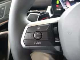 BMW iX2 (2026) thumbnail 17