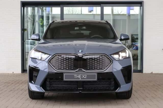 BMW iX2 (2026) thumbnail 3