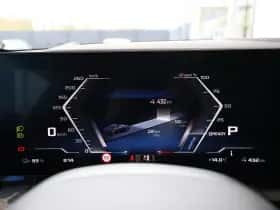 BMW i5 (2026) thumbnail 17