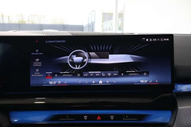 BMW i5 (2026) thumbnail 23