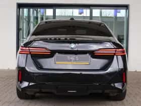 BMW i5 (2026) thumbnail 4