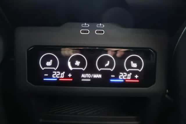 BMW i5 (2026) thumbnail 9