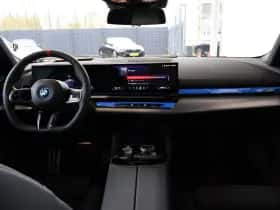 BMW i5 (2026) thumbnail 10