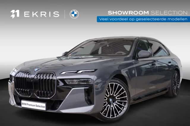 BMW i7 (2026) thumbnail 1