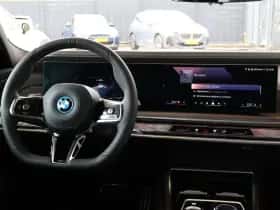 BMW i7 (2026) thumbnail 11